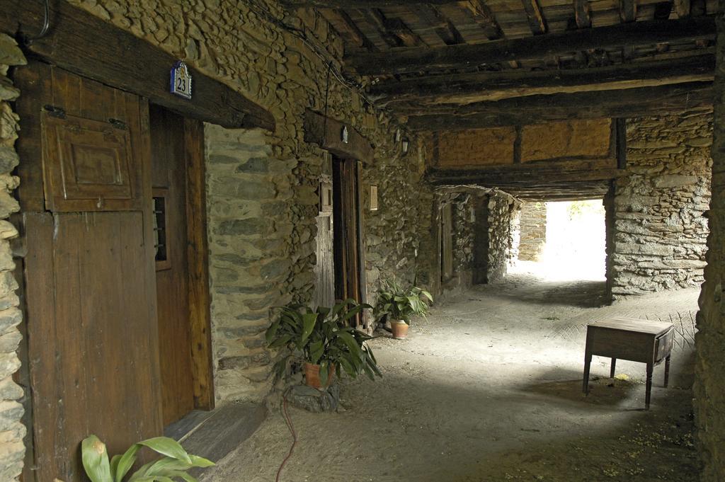 Los Balcones Del Rio Robledillo De Gata Bilik gambar